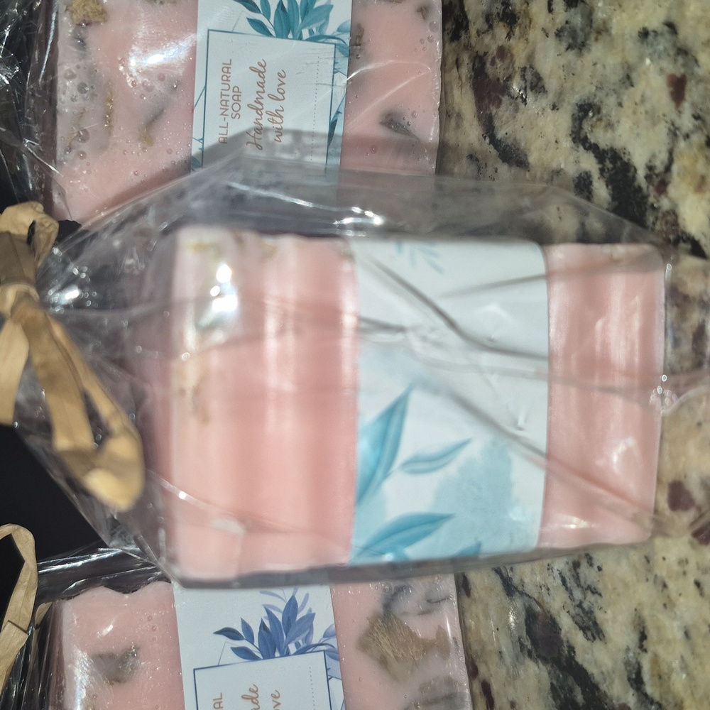💎All-Natural Handmade Shea Butter Soap Winner's Choice - Picture 3 of 16